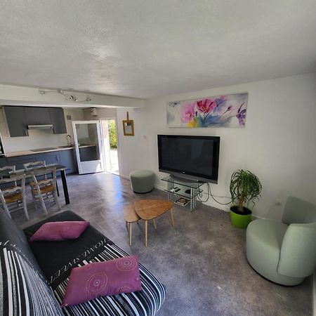 Jolie T2 Independant Dans Une Villa Sollies-Ville Exteriér fotografie